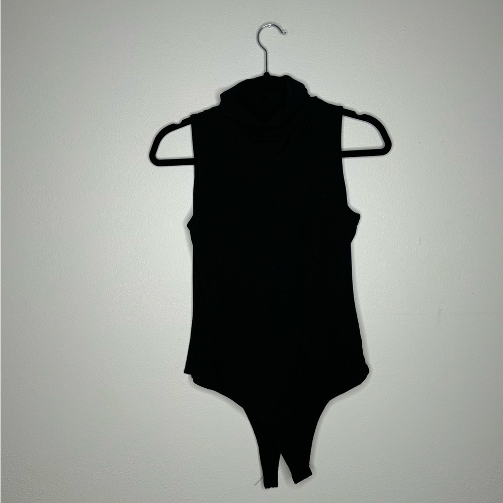 🖤TCEC Black Turtle Neck Bodysuit🖤